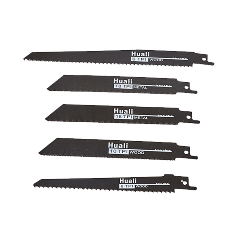 Lithium Saber nhìn thấy